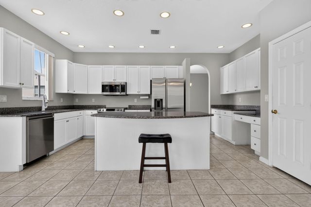 9855 Woolworth Court Court, Wellington, FL 33414