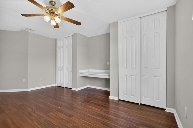 9855 Woolworth Court Court, Wellington, FL 33414