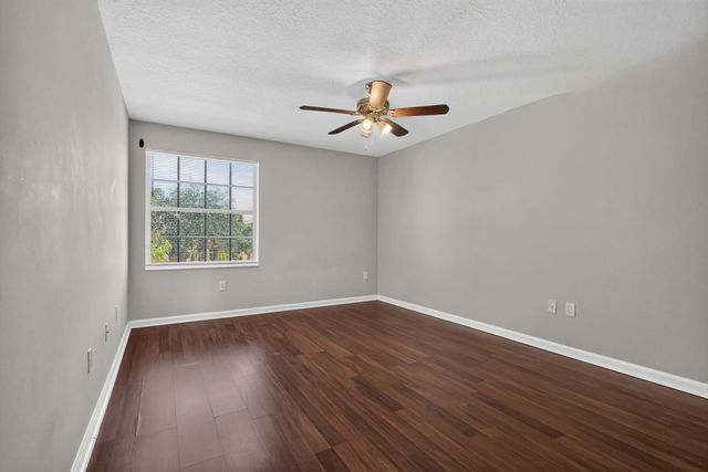 9855 Woolworth Court Court, Wellington, FL 33414