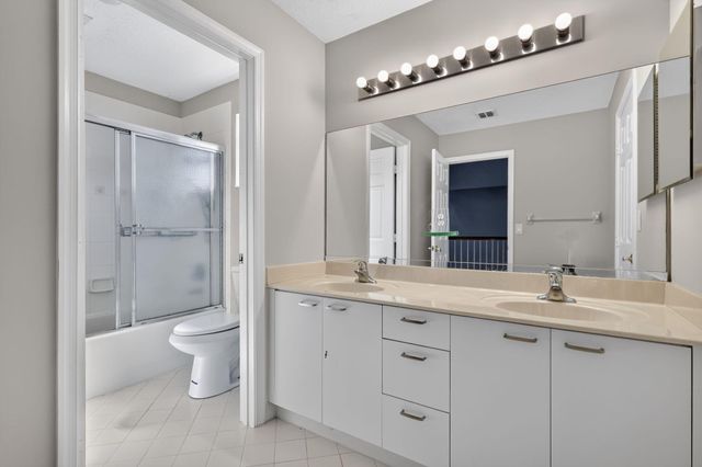 9855 Woolworth Court Court, Wellington, FL 33414
