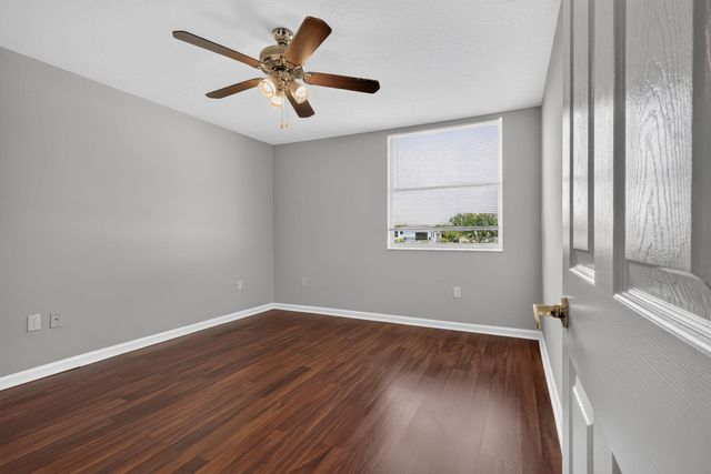 9855 Woolworth Court Court, Wellington, FL 33414