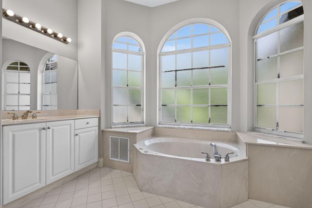 9855 Woolworth Court Court, Wellington, FL 33414
