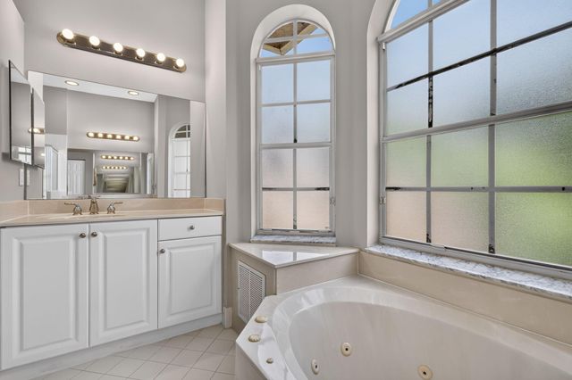 9855 Woolworth Court Court, Wellington, FL 33414
