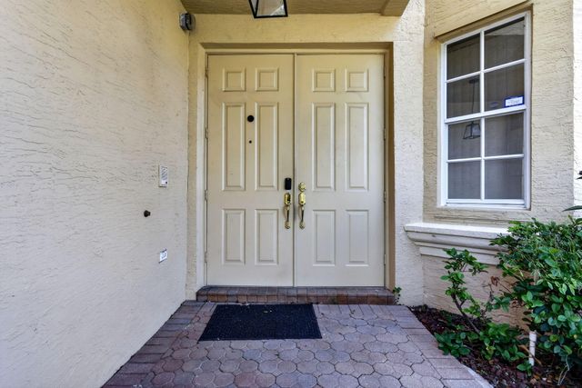 9855 Woolworth Court Court, Wellington, FL 33414