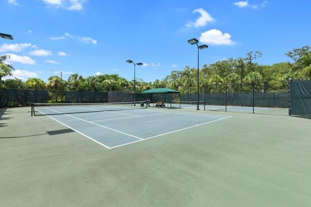 9855 Woolworth Court Court, Wellington, FL 33414