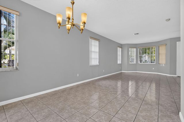 9855 Woolworth Court Court, Wellington, FL 33414