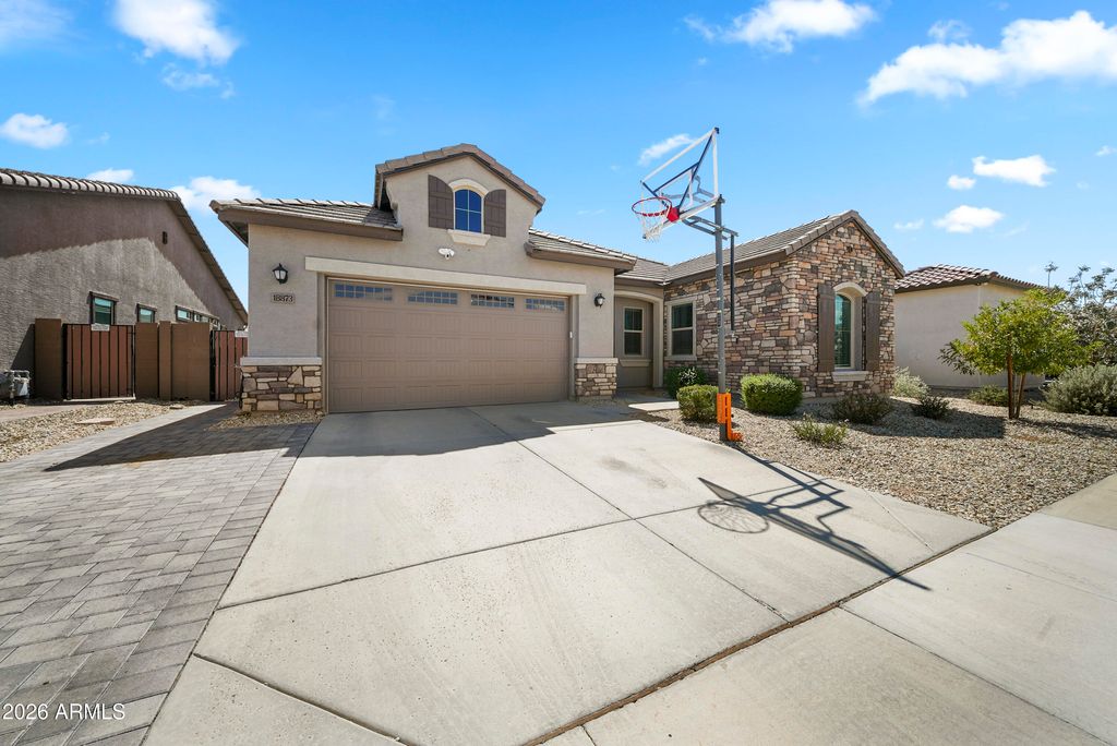 18873 W SHAW BUTTE Drive, Surprise, AZ 85388 — exterior