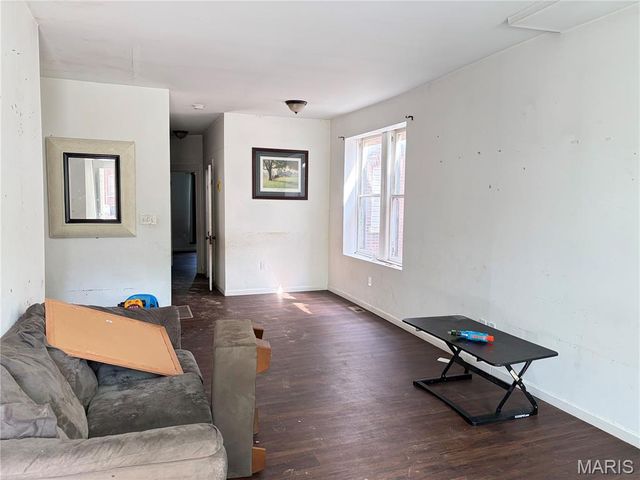 3710 Bamberger Avenue, St Louis, MO 63116