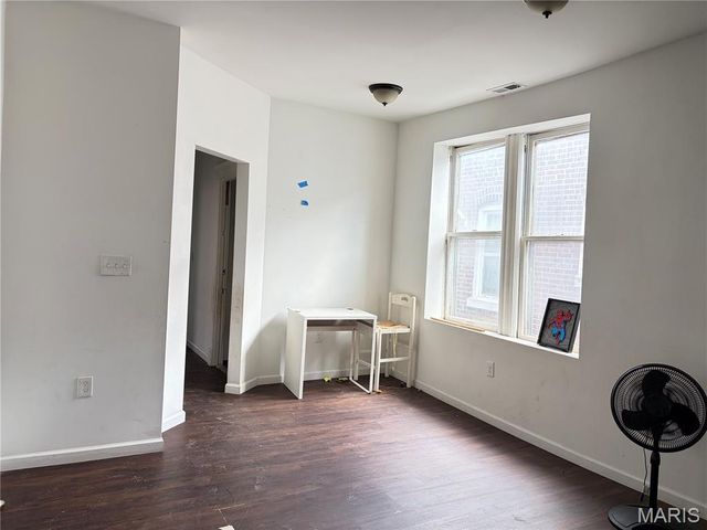 3710 Bamberger Avenue, St Louis, MO 63116