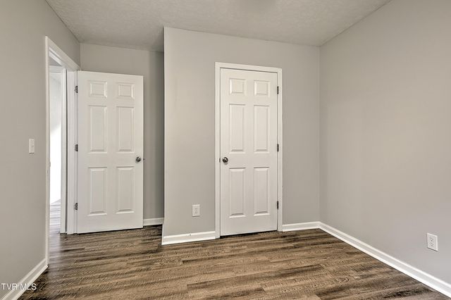 1117 Hunting Hill Road, Piney Flats, TN 37686