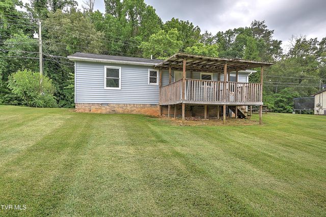 1117 Hunting Hill Road, Piney Flats, TN 37686