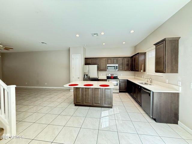 1367 S COUNTRY CLUB Drive 1281, Mesa, AZ 85210