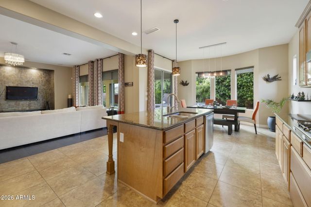 210 W NEW DAWN Drive, Chandler, AZ 85248