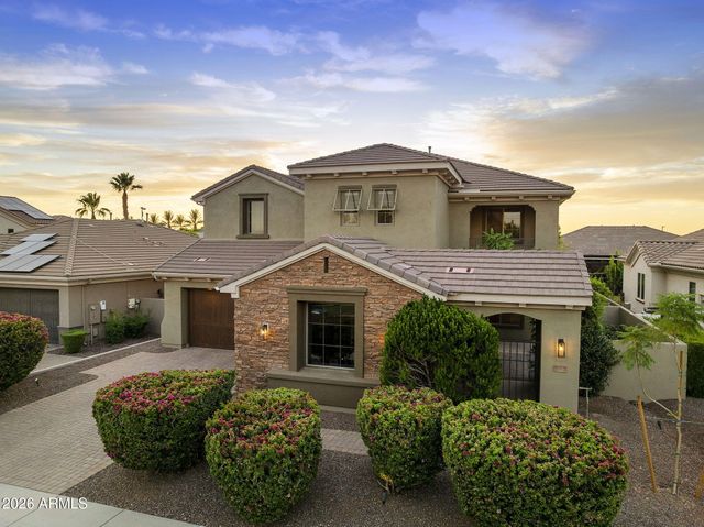 210 W NEW DAWN Drive, Chandler, AZ 85248