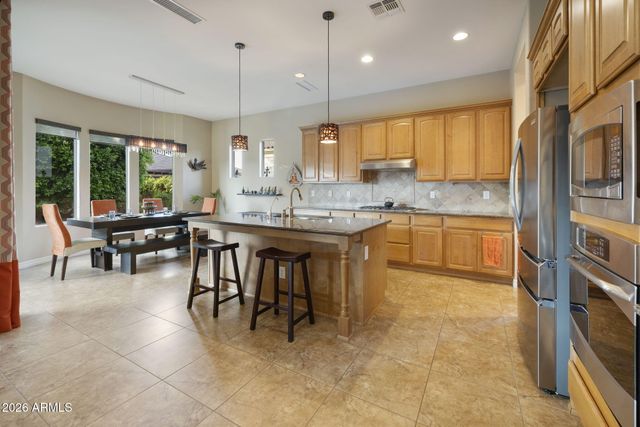 210 W NEW DAWN Drive, Chandler, AZ 85248