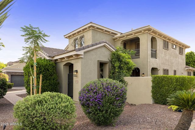 210 W NEW DAWN Drive, Chandler, AZ 85248