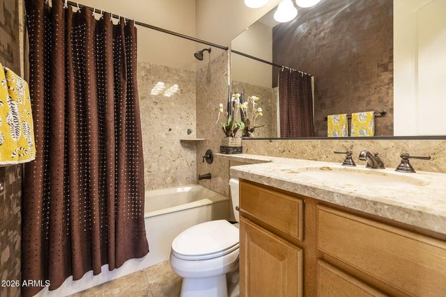 210 W NEW DAWN Drive, Chandler, AZ 85248