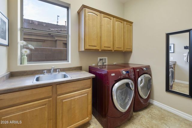 210 W NEW DAWN Drive, Chandler, AZ 85248