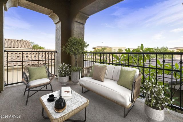 210 W NEW DAWN Drive, Chandler, AZ 85248