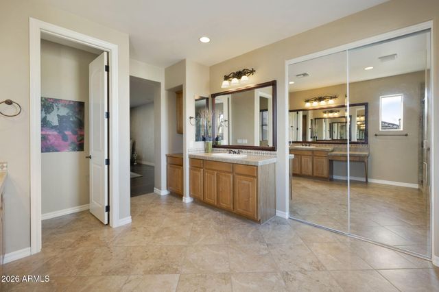 210 W NEW DAWN Drive, Chandler, AZ 85248
