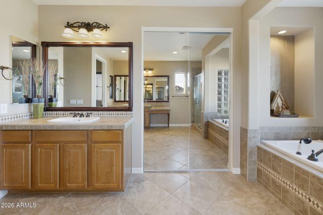 210 W NEW DAWN Drive, Chandler, AZ 85248