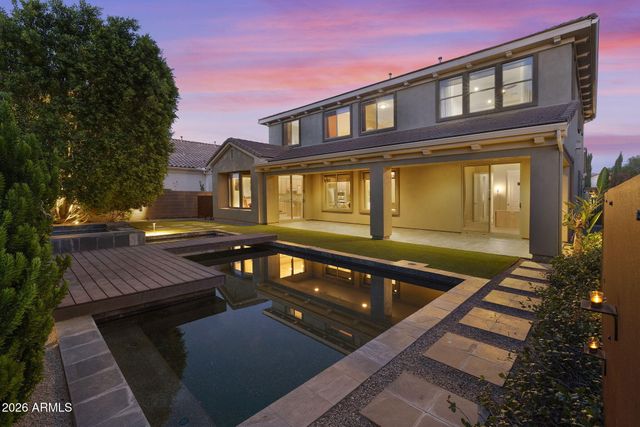 210 W NEW DAWN Drive, Chandler, AZ 85248