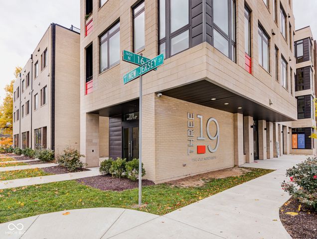 319 E 16th Street 302, Indianapolis, IN 46202