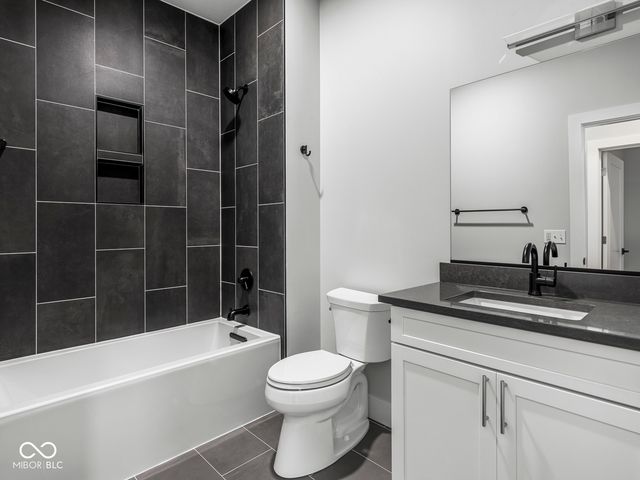 319 E 16th Street 302, Indianapolis, IN 46202