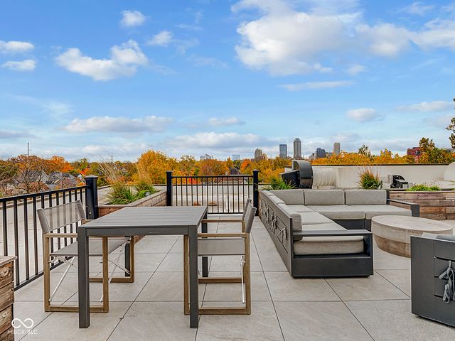 319 E 16th Street 302, Indianapolis, IN 46202