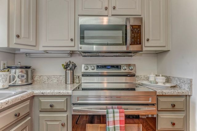 1962 Meadowbrook Circle, Dalton, GA 30720