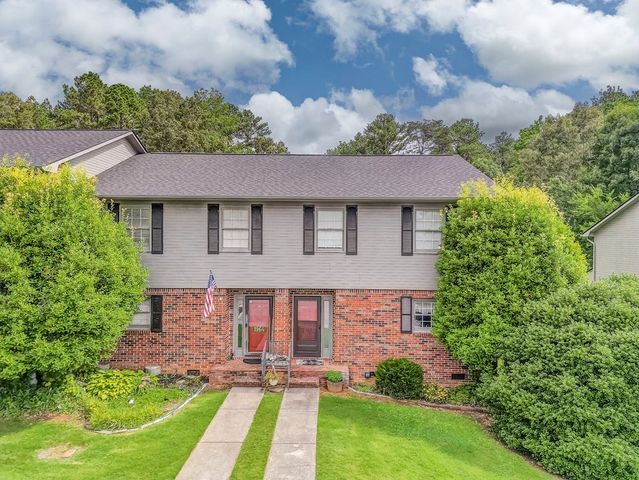 1962 Meadowbrook Circle, Dalton, GA 30720