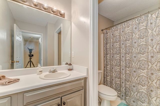 1962 Meadowbrook Circle, Dalton, GA 30720