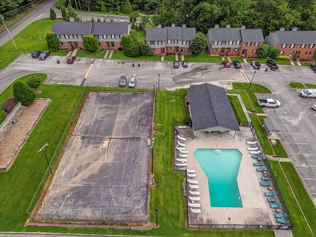 1962 Meadowbrook Circle, Dalton, GA 30720