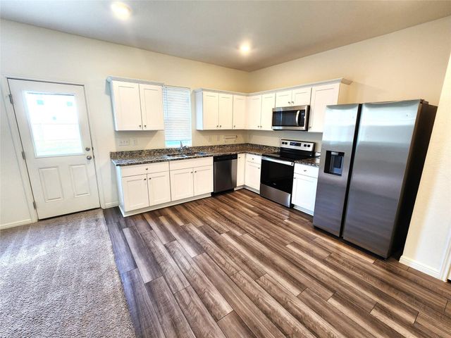 243 Waterbuck LOOP, Hutto, TX 78634
