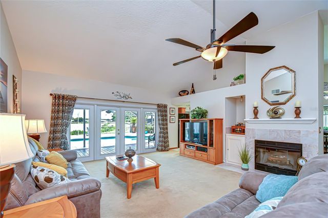1428 SHELL FLOWER DRIVE, Brandon, FL 33511