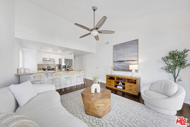 5921 E Avenida Arbol, Anaheim, CA 92807