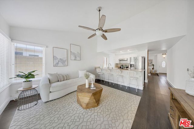 5921 E Avenida Arbol, Anaheim, CA 92807