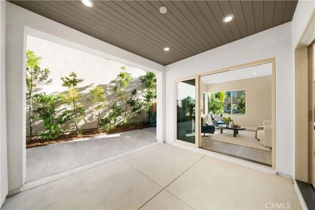 151 Scale, Irvine, CA 92618