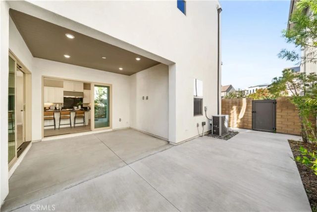 151 Scale, Irvine, CA 92618