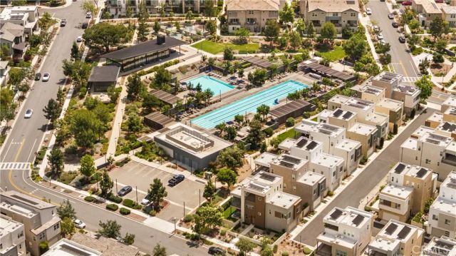 151 Scale, Irvine, CA 92618
