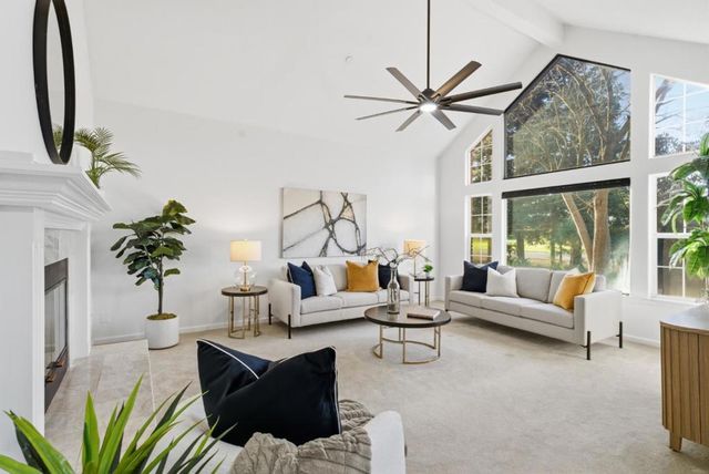 380 W Middle Avenue, Morgan Hill, CA 95037