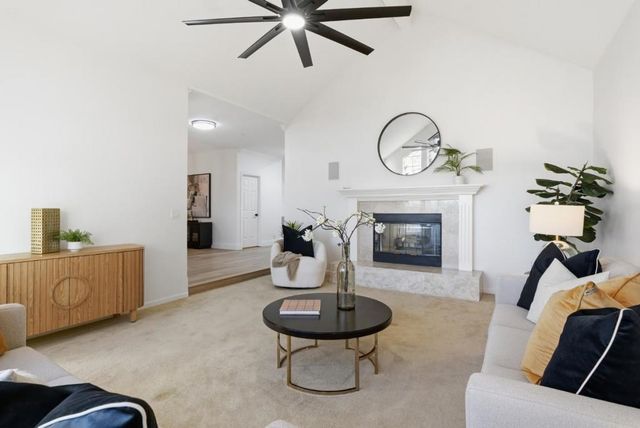 380 W Middle Avenue, Morgan Hill, CA 95037