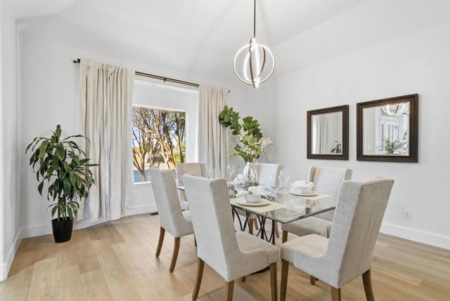 380 W Middle Avenue, Morgan Hill, CA 95037