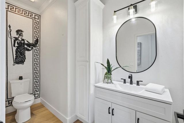 380 W Middle Avenue, Morgan Hill, CA 95037