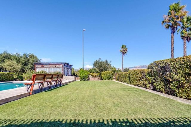 380 W Middle Avenue, Morgan Hill, CA 95037