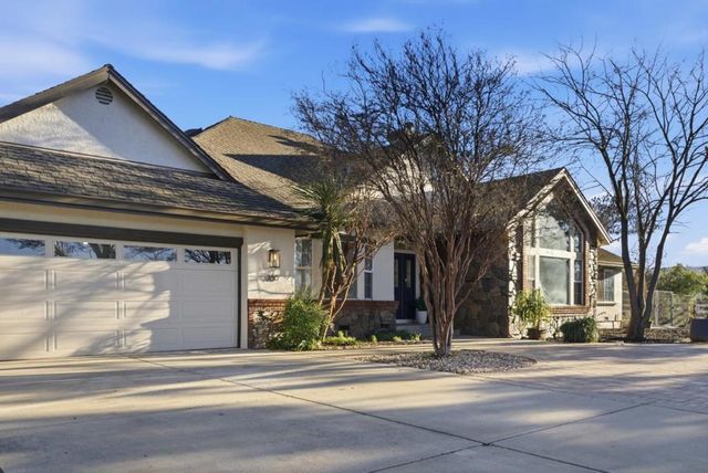 380 W Middle Avenue, Morgan Hill, CA 95037