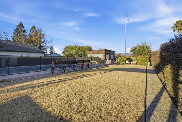 380 W Middle Avenue, Morgan Hill, CA 95037