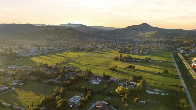 380 W Middle Avenue, Morgan Hill, CA 95037