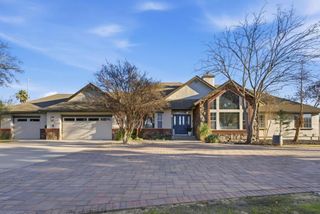 380 W Middle Avenue, Morgan Hill, CA 95037