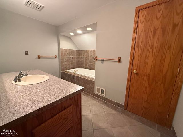2218 St. Clair Highway Highway, East China, MI 48054